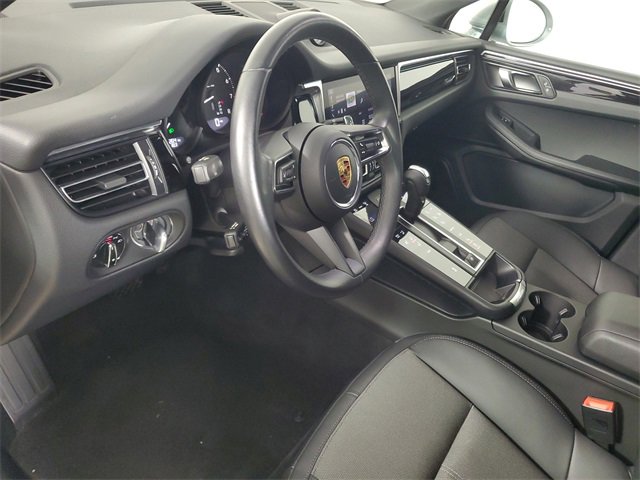 Used 2024 Porsche Macan image 19