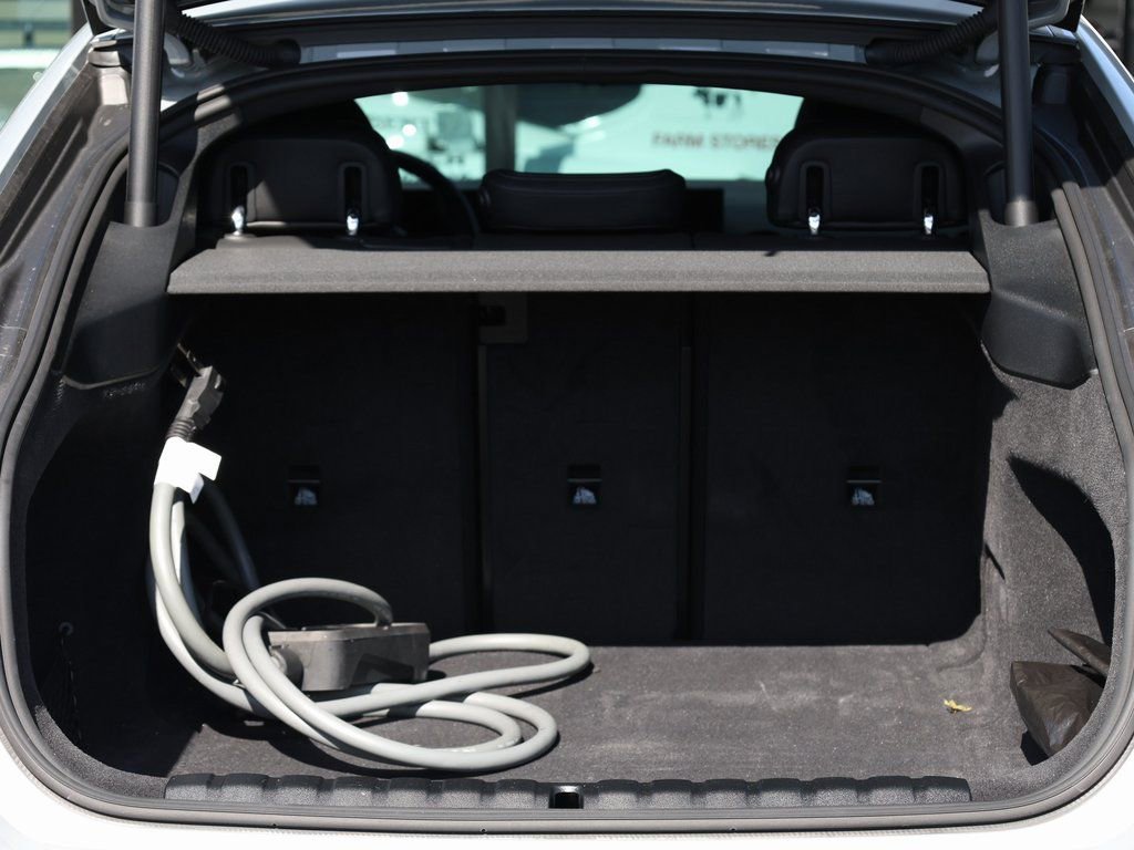 Used 2025 BMW i4 eDrive40 w/ M Sport Package image 8