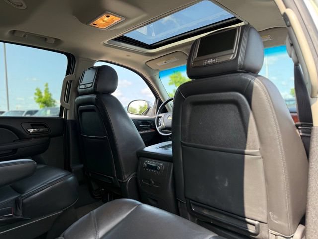 Used 2014 Chevrolet Tahoe LTZ AWD/4WD image 18