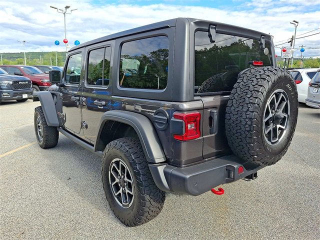 Certified 2025 Jeep Wrangler Unlimited Rubicon w/ Technology Group image 14