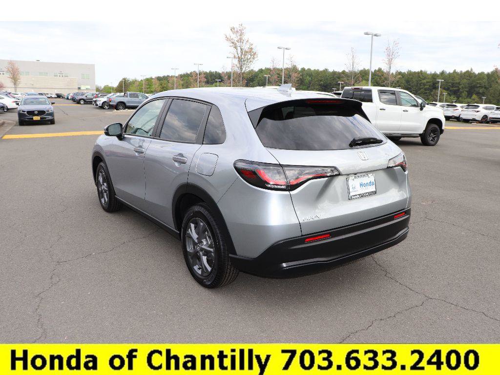 Certified 2026 Honda HR-V LX image 5