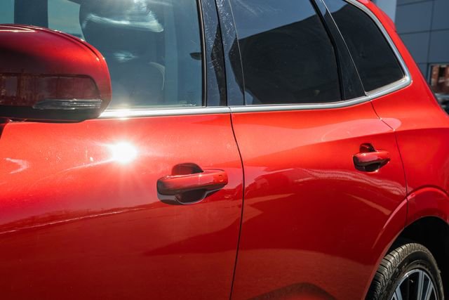 Certified 2023 Volvo XC60 B5 Plus w/ Climate Package image 15