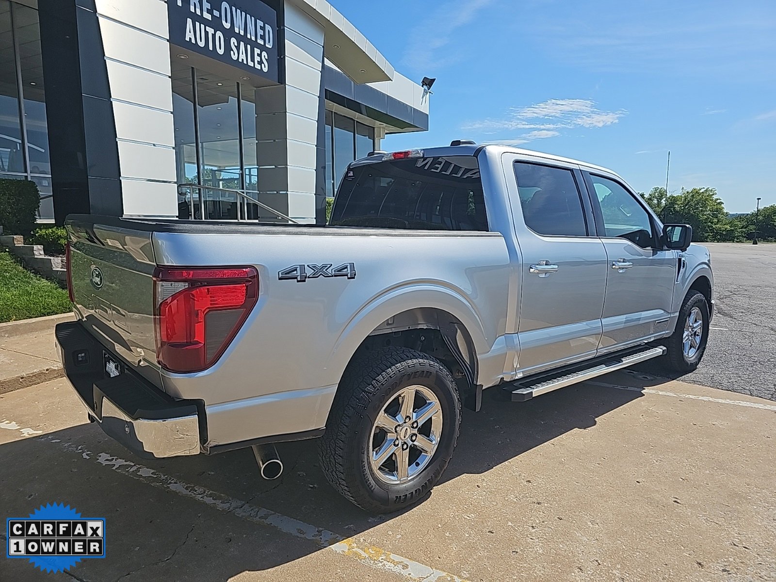 Used 2024 Ford F150 XLT w/ Mobile Office Package image 3