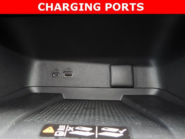 New 2026 Chevrolet Traverse High Country w/ LPO, Floor Liner Package image 24