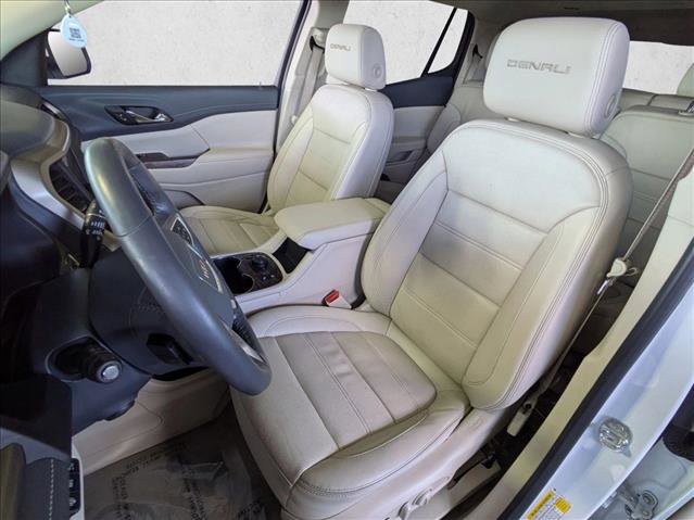 Used 2020 GMC Acadia Denali w/ Technology Package FWD image 16