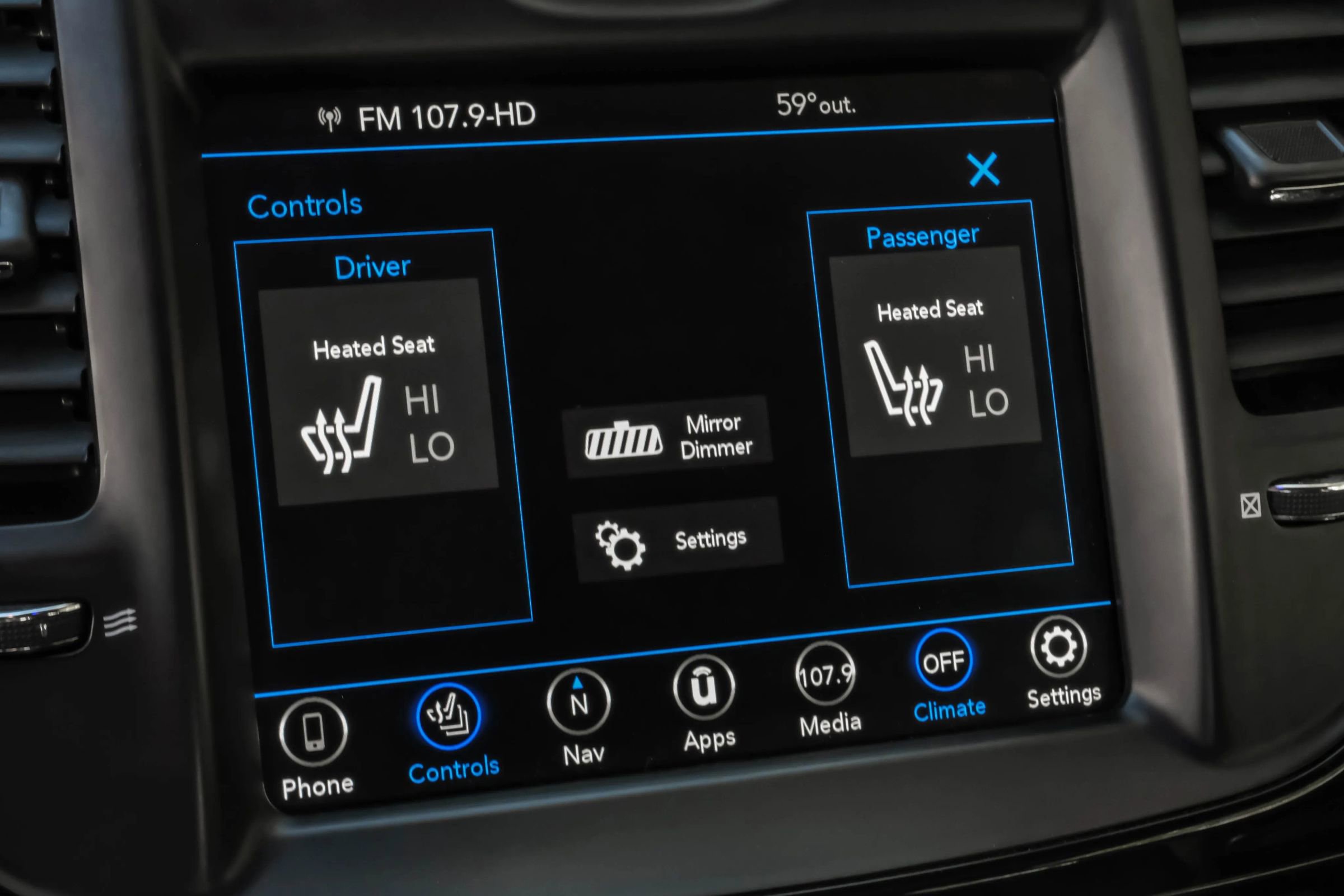 Used 2022 Chrysler 300 S image 27