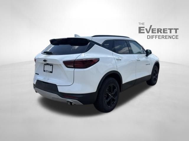 New 2026 Chevrolet Blazer LT w/ Midnight/Sport Edition FWD image 7