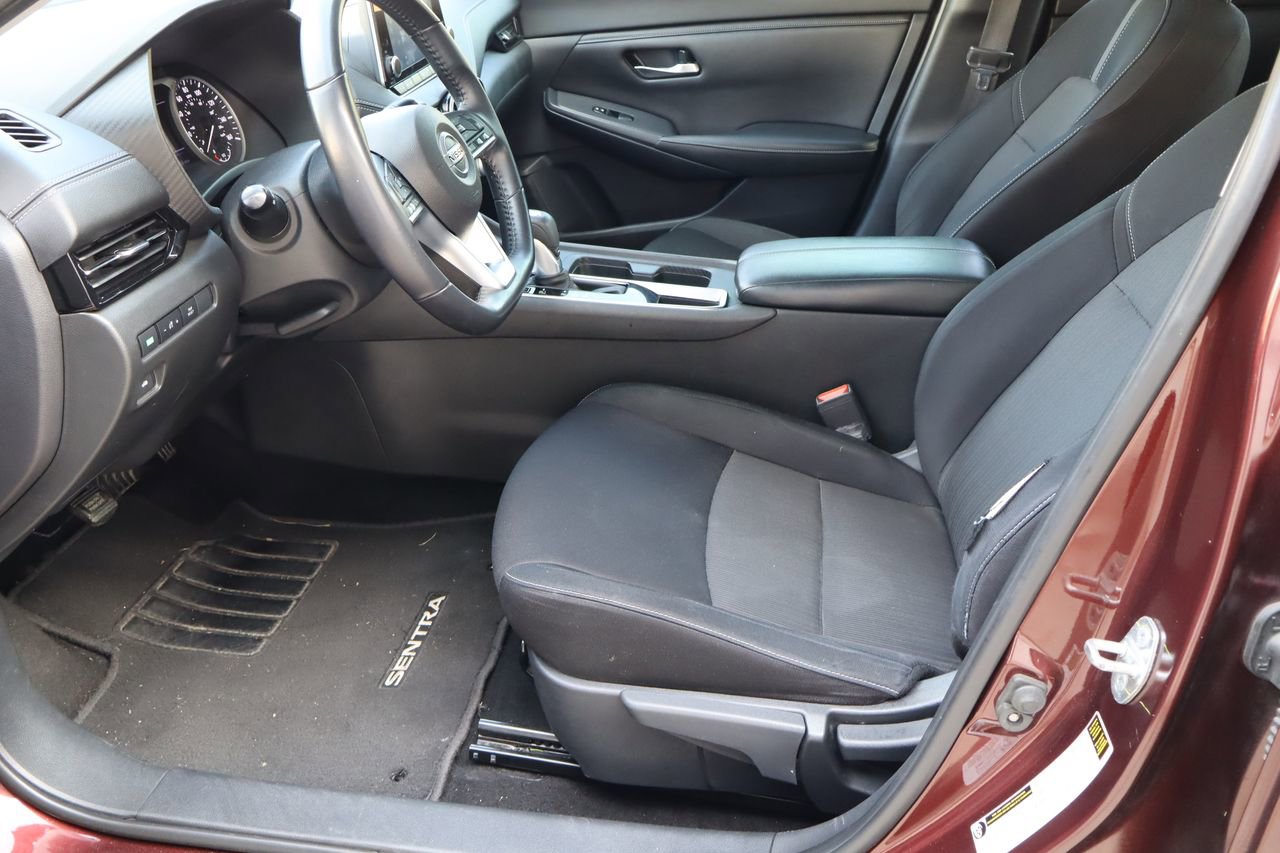 Used 2020 Nissan Sentra SV w/ Electronics Package FWD image 15