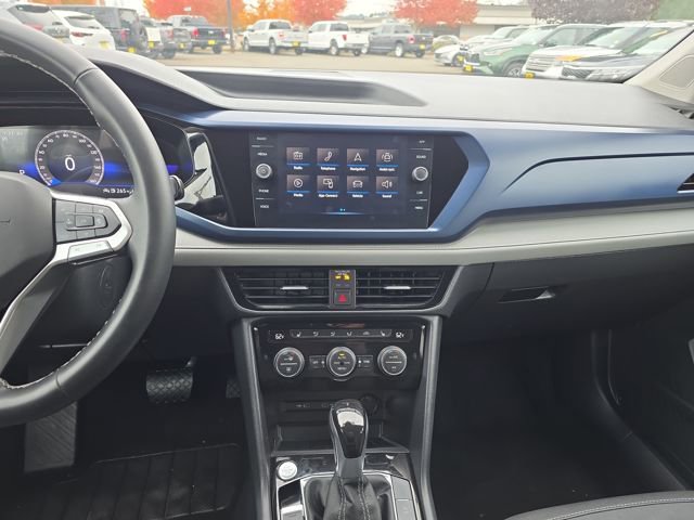 Used 2024 Volkswagen Taos SE image 22