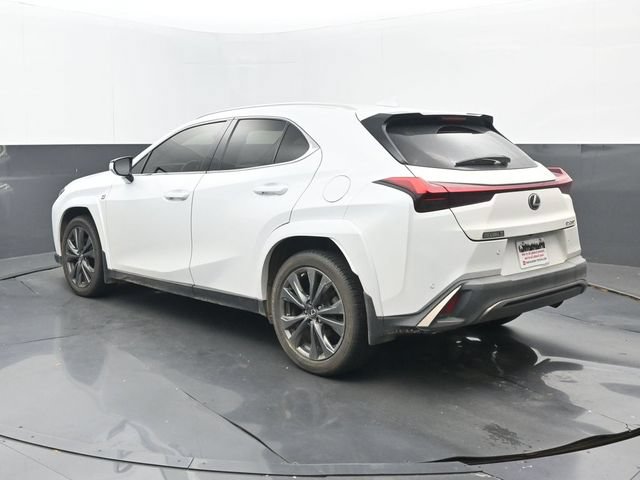 Used 2022 Lexus UX 200 F Sport w/ Accessory Package (Z2) FWD image 3
