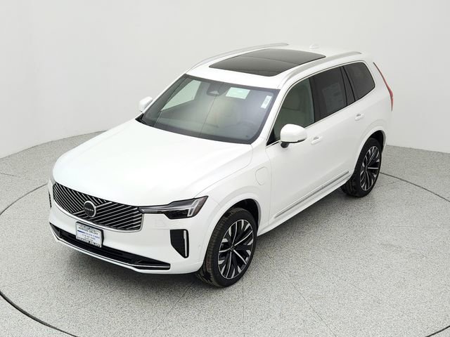 New 2026 Volvo XC90 T8 Plus w/ Protection Package Premier image 13