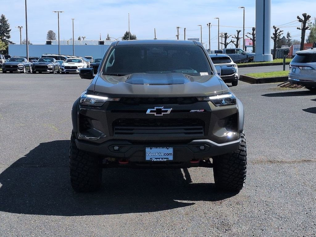 Used 2025 Chevrolet Colorado ZR2 w/ ZR2 Bison Edition image 8