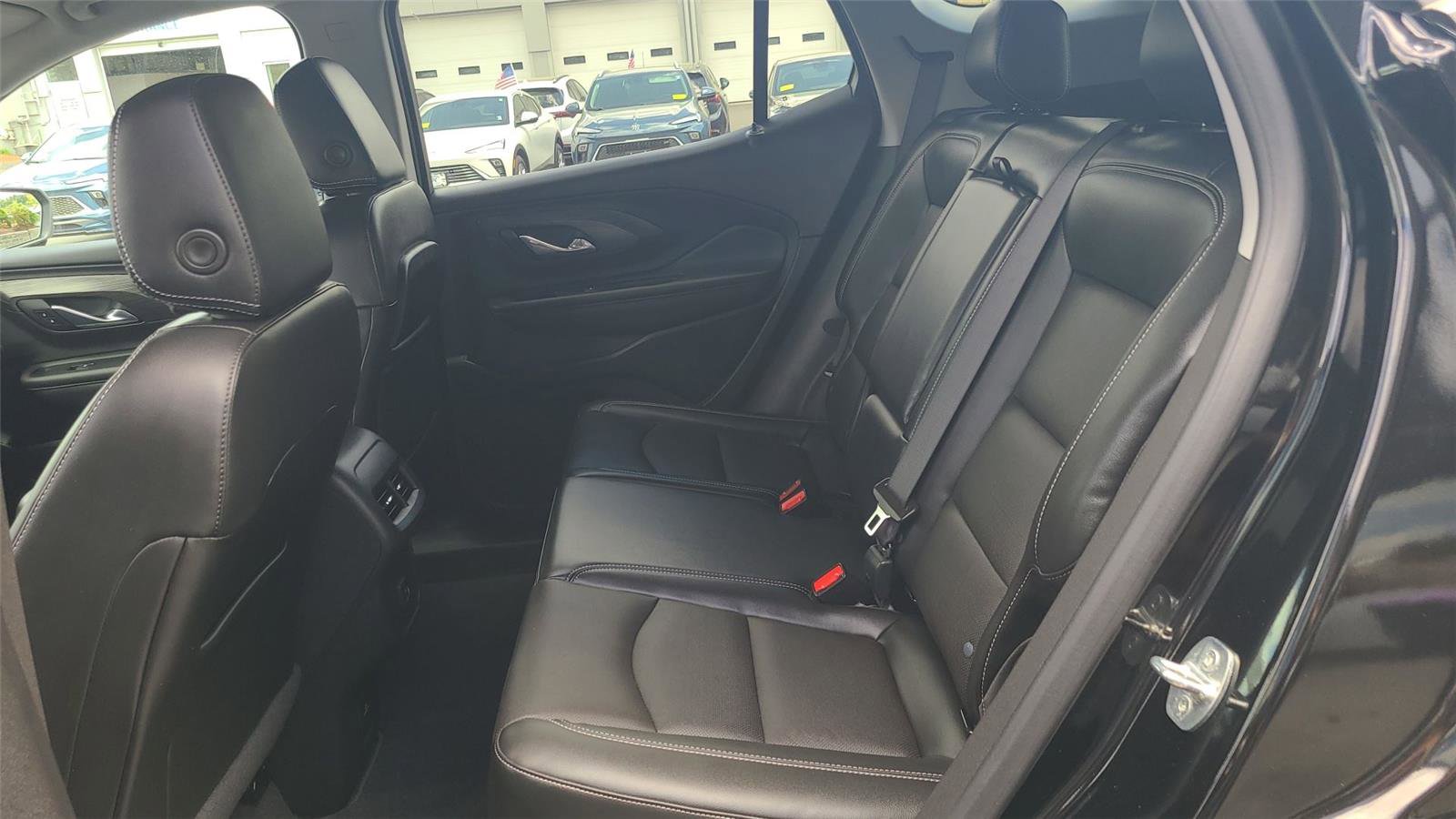 Used 2023 GMC Terrain SLT w/ Elevation Edition AWD/4WD image 23