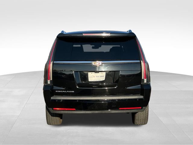 Used 2017 Cadillac Escalade ESV Premium Luxury image 4