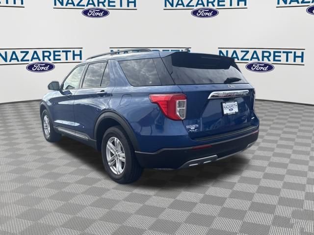 Used 2023 Ford Explorer XLT w/ Equipment Group 202A image 5