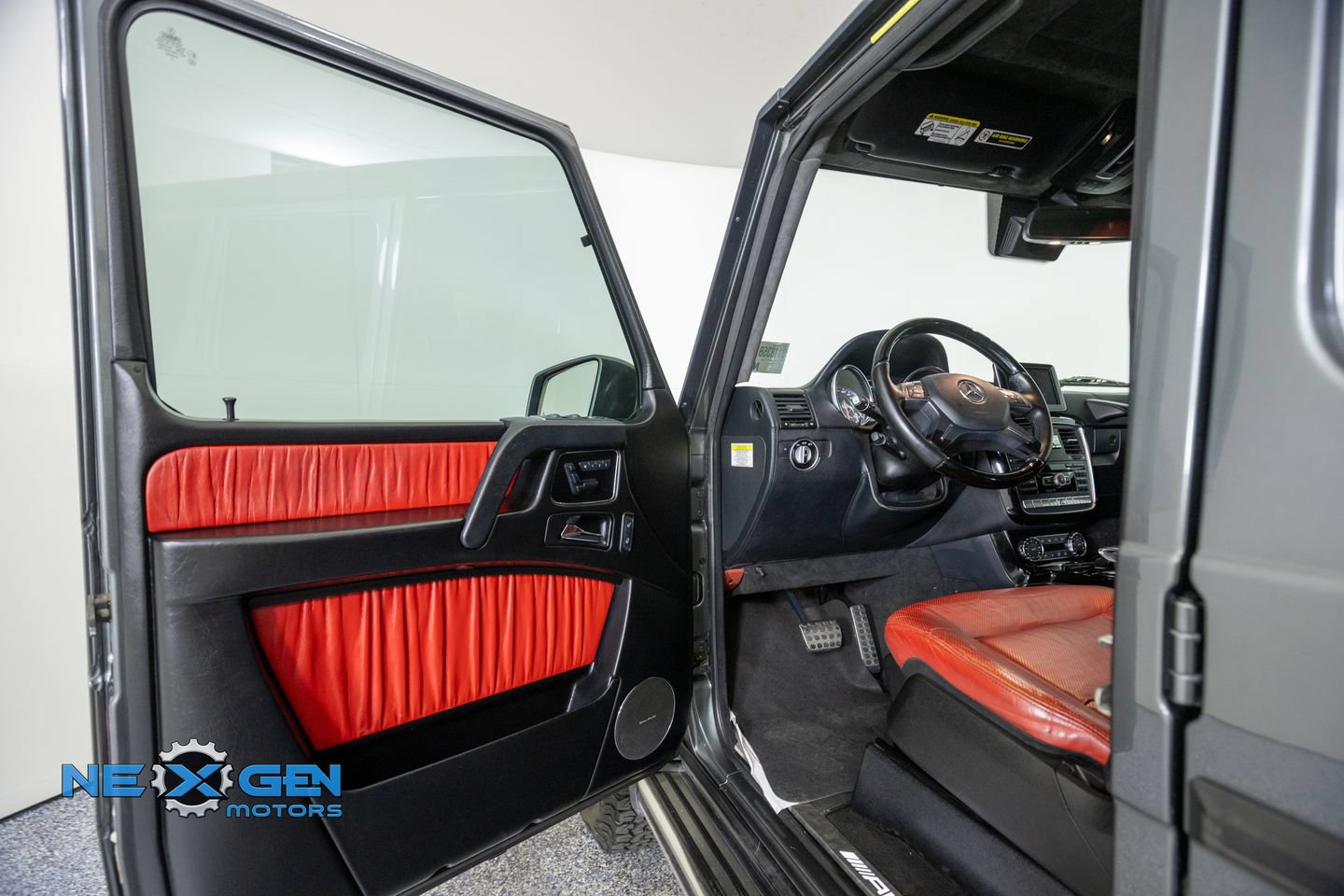 Used 2013 Mercedes-Benz G 63 AMG 4MATIC image 9