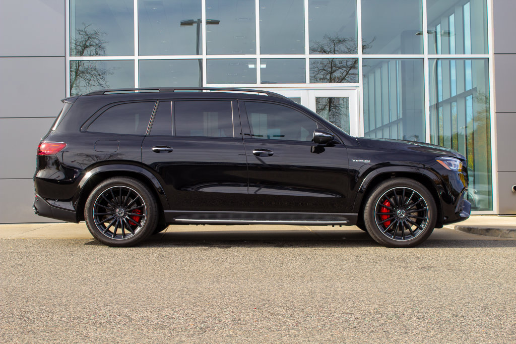 Used 2026 Mercedes-Benz GLS 63 AMG 4MATIC image 4
