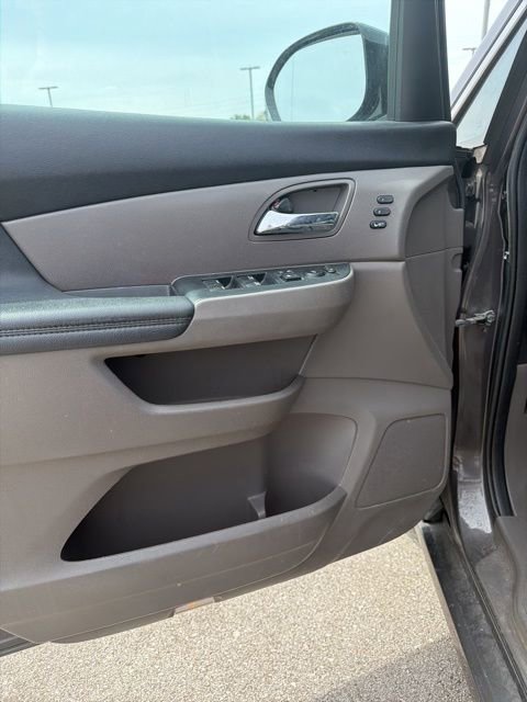 Used 2015 Honda Odyssey Touring image 9