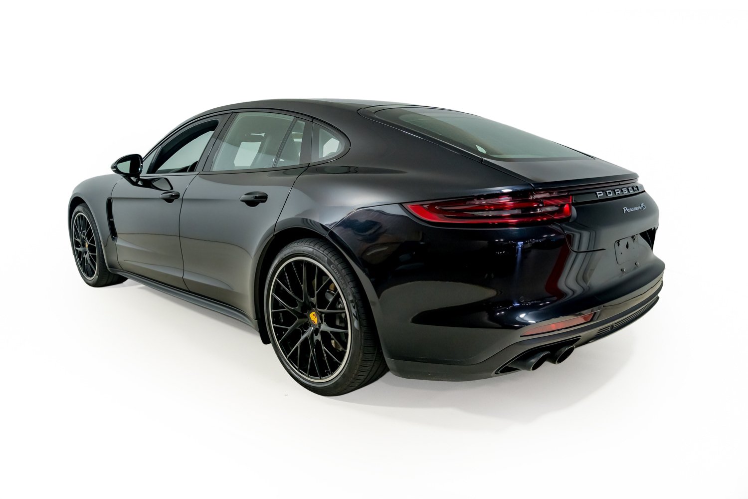 Used 2018 Porsche Panamera 4S AWD/4WD image 4