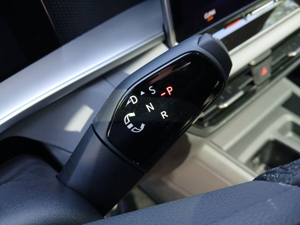 New 2026 Volkswagen Tiguan SE R-Line image 23