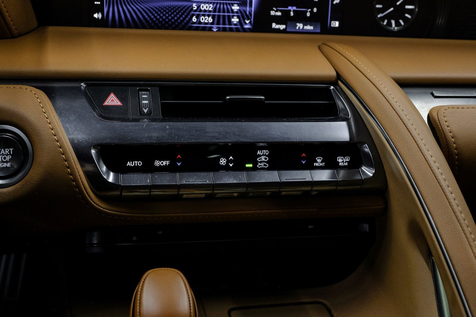 Used 2021 Lexus LC 500 Coupe w/ Performance Package image 32