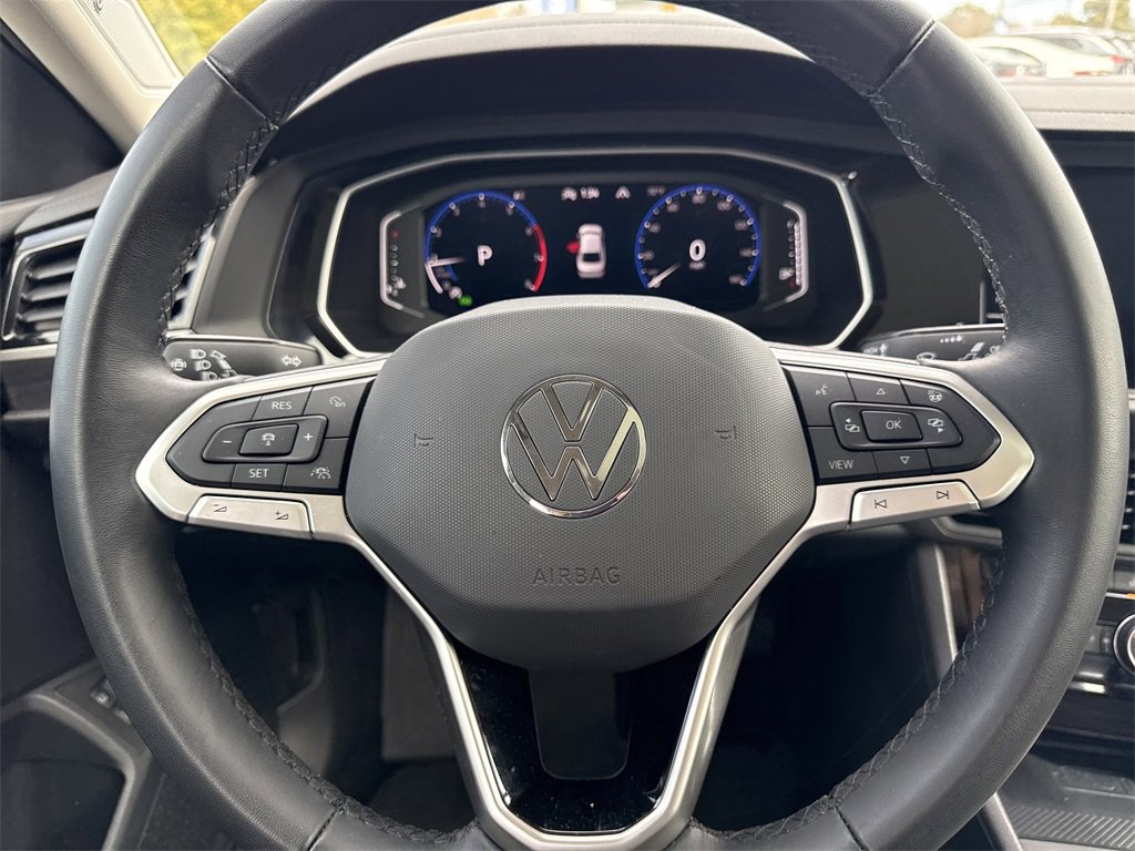 Used 2024 Volkswagen Jetta SEL image 17