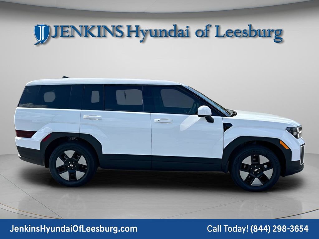 New 2026 Hyundai Santa Fe SE image 2