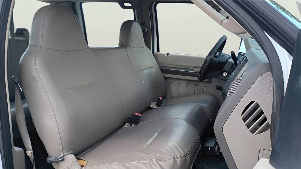 Used 2008 Ford F350 XL RWD image 16