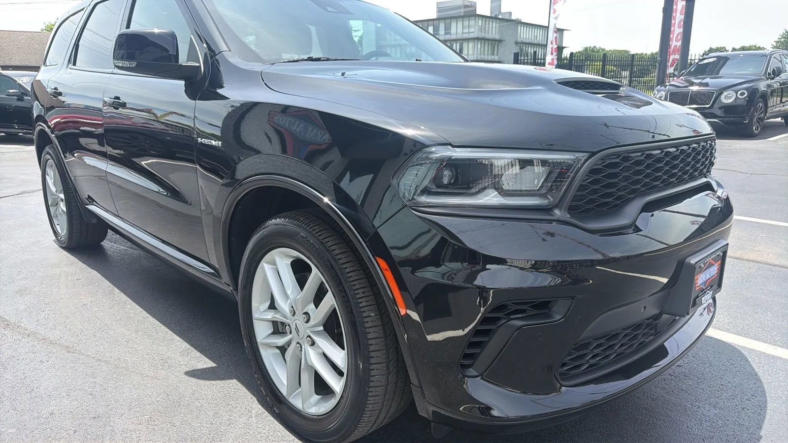 Used 2025 Dodge Durango R/T AWD/4WD image 3