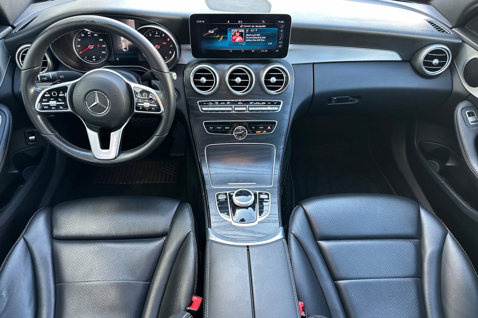Used 2019 Mercedes-Benz C 300 Sedan image 12