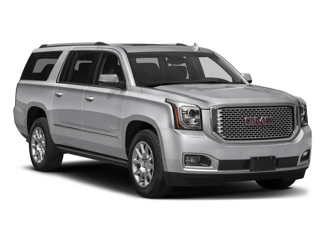 Used 2017 GMC Yukon XL Denali w/ Open Road Package AWD/4WD image 9