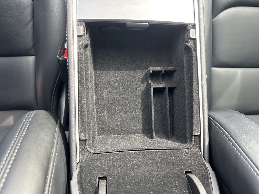 Used 2023 Tesla Model Y Long Range image 9