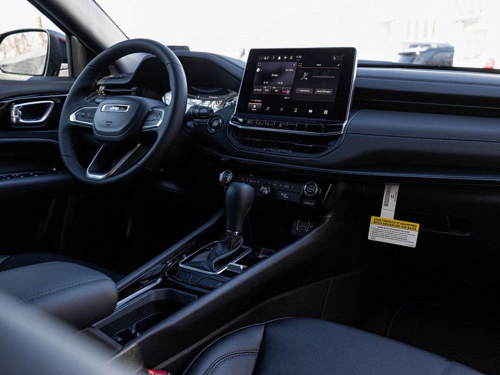 New 2026 Jeep Compass Latitude image 15