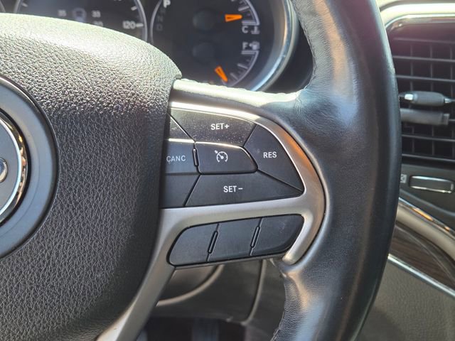 Used 2018 Jeep Grand Cherokee Overland AWD/4WD image 19
