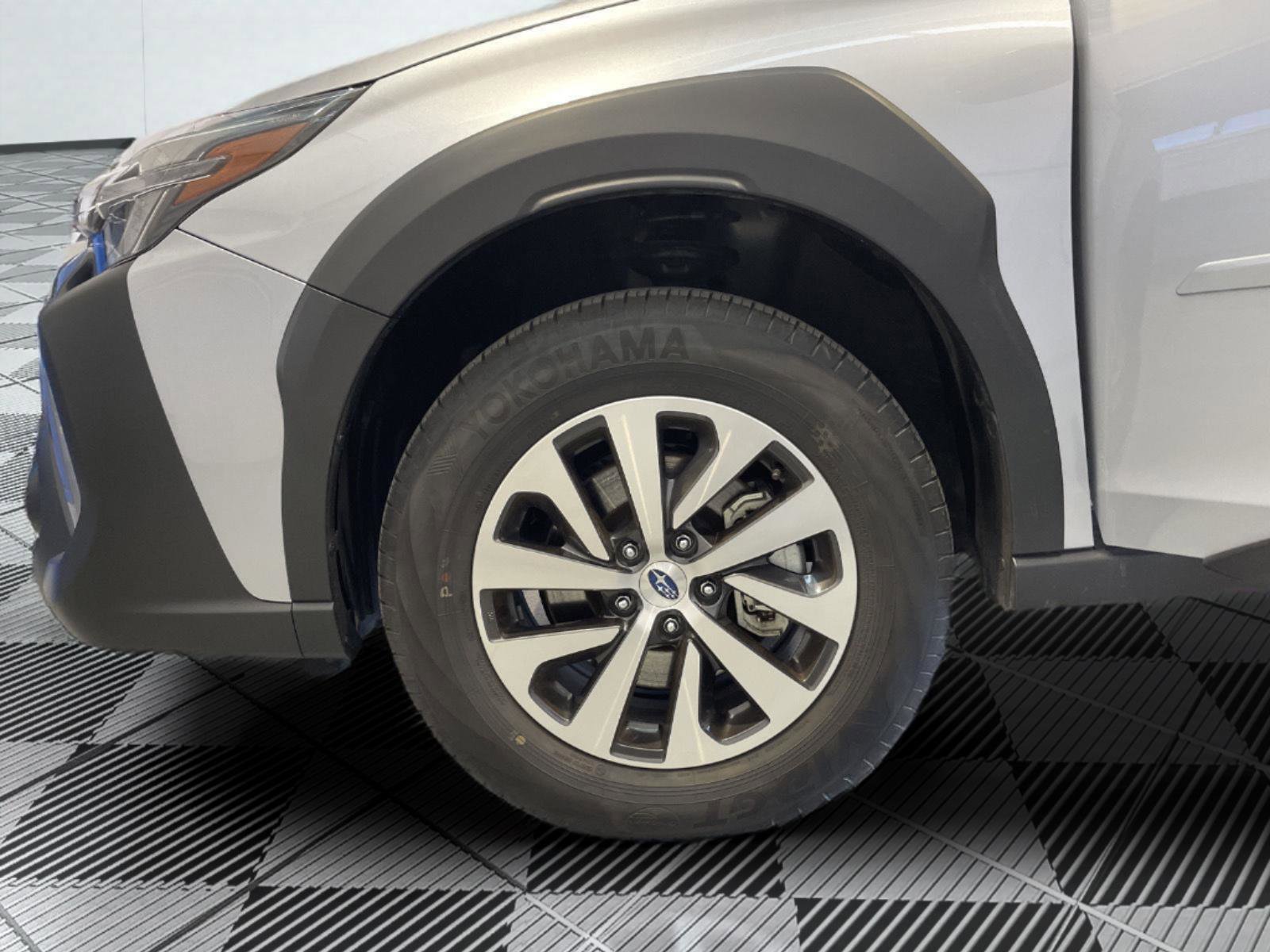 Certified 2025 Subaru Outback Premium image 25