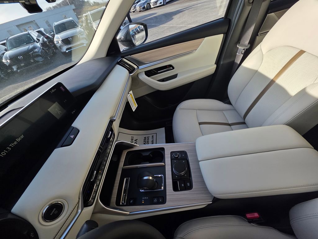 New 2026 MAZDA CX-90 Plug-In Hybrid w/ Premium Plus image 18