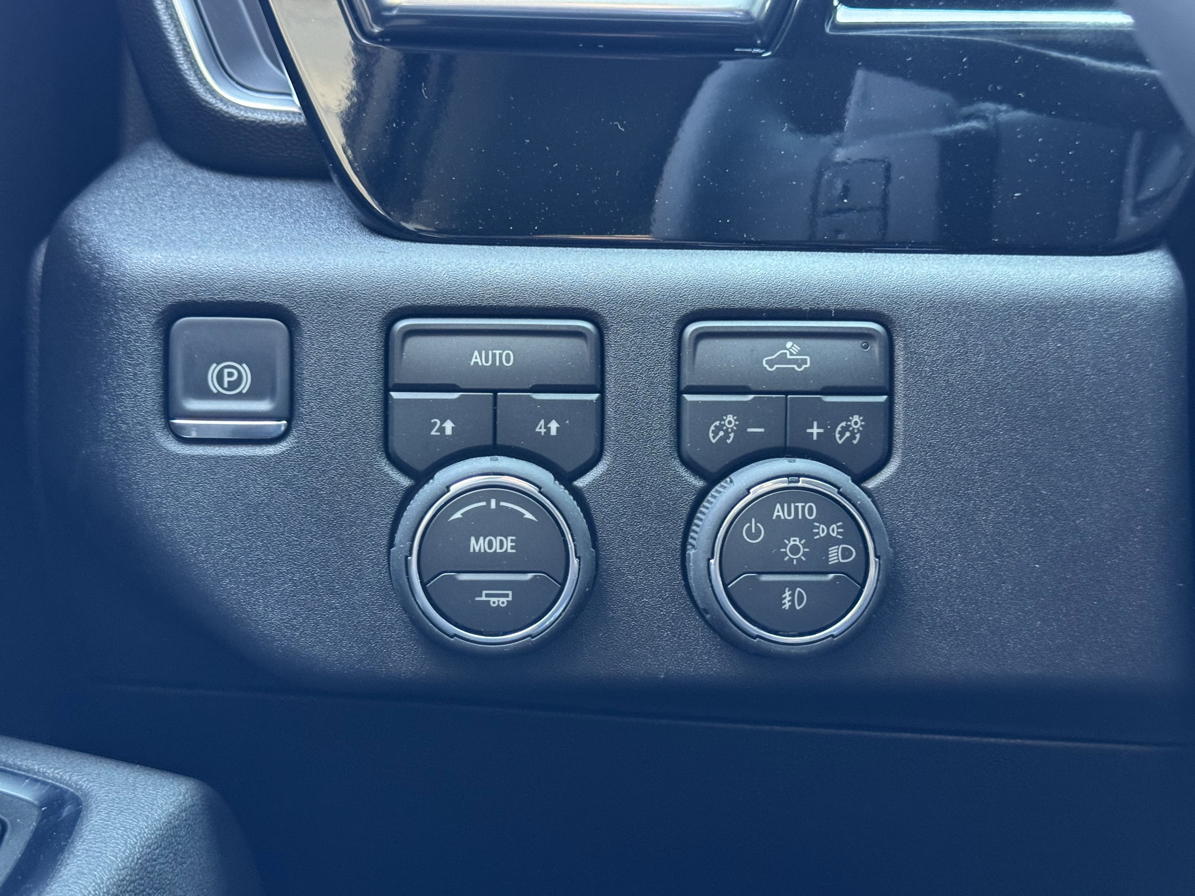 New 2026 Chevrolet Silverado 1500 RST w/ Convenience Package II AWD/4WD image 26