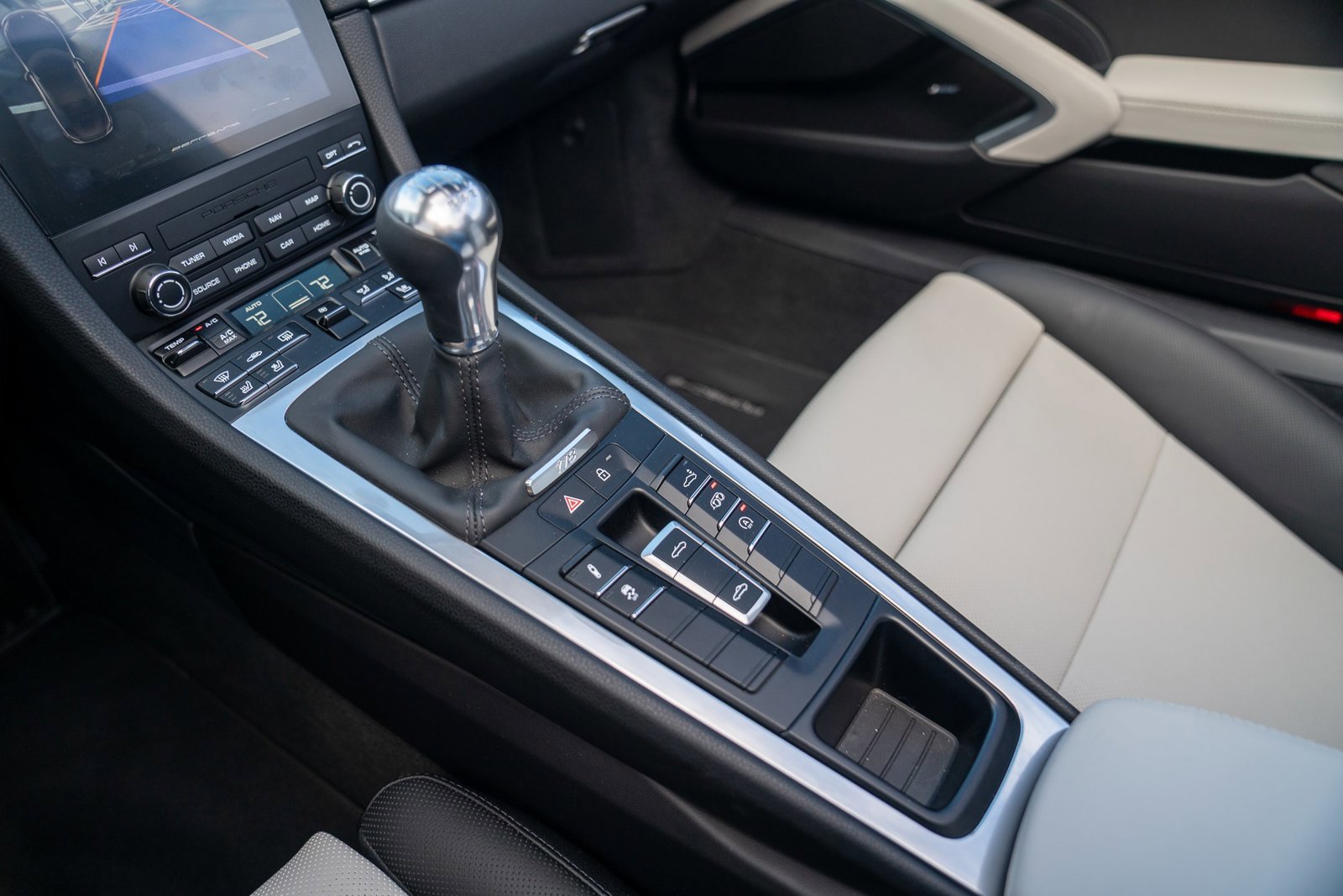 Used 2025 Porsche 718 Boxster S image 23