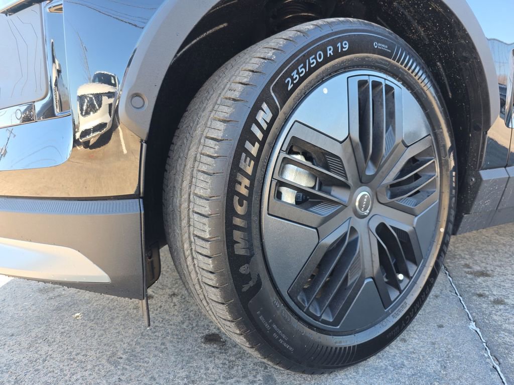 New 2026 Volvo EX30 Cross Country Ultra w/ Protection Package Premier image 42