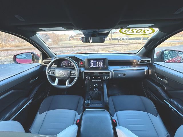 Used 2025 Toyota Tacoma TRD Off-Road image 19