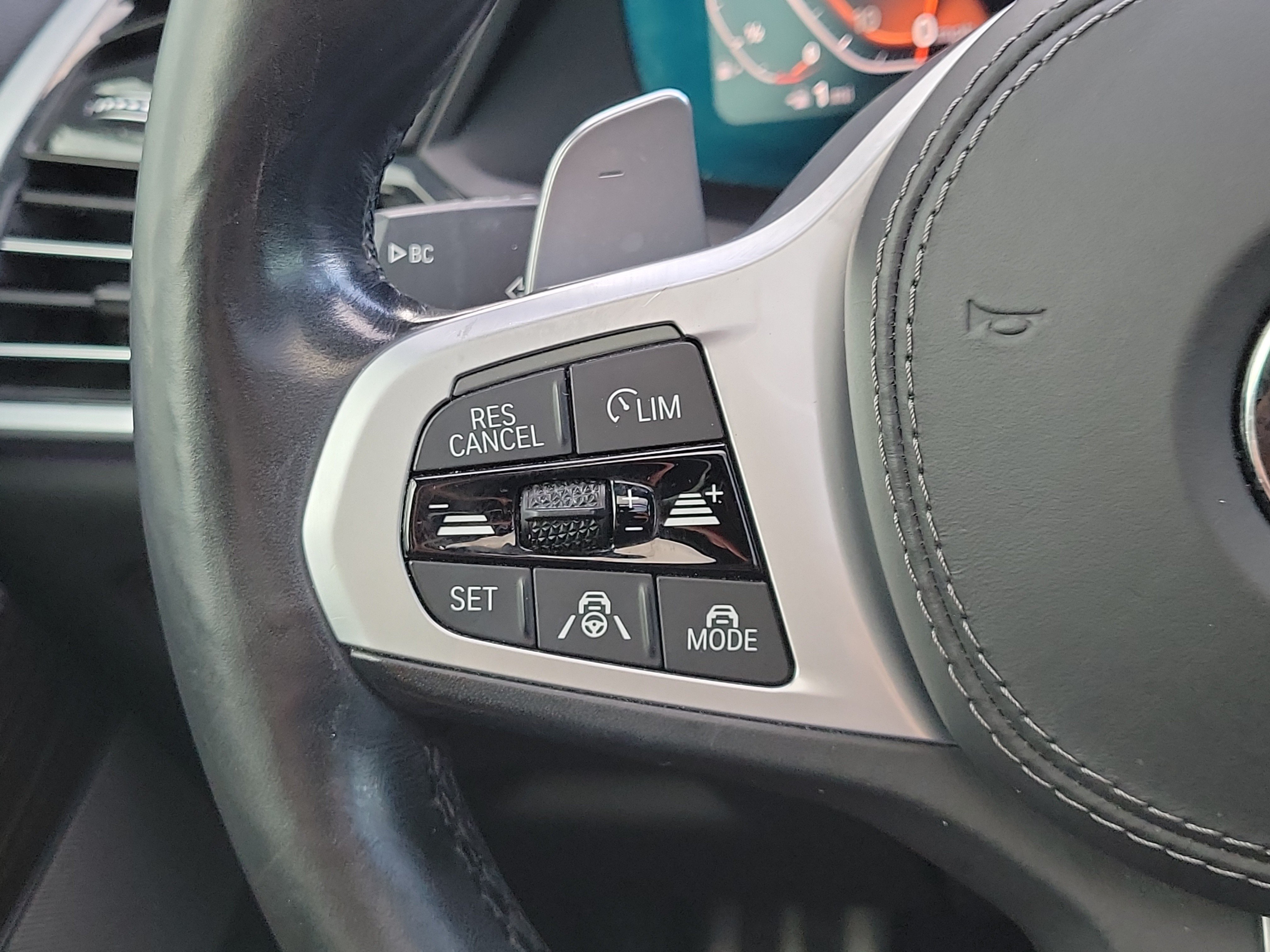 Used 2021 BMW X5 sDrive40i w/ M Sport Package RWD image 18
