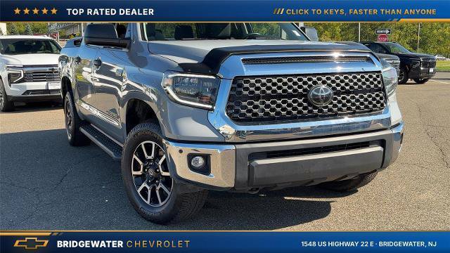 Used 2020 Toyota Tundra 4x4 CrewMax image 2