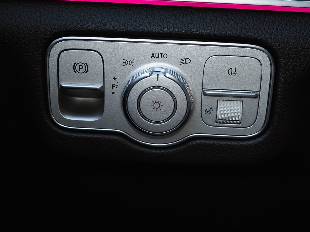 Used 2020 Mercedes-Benz GLE 350 4MATIC image 28