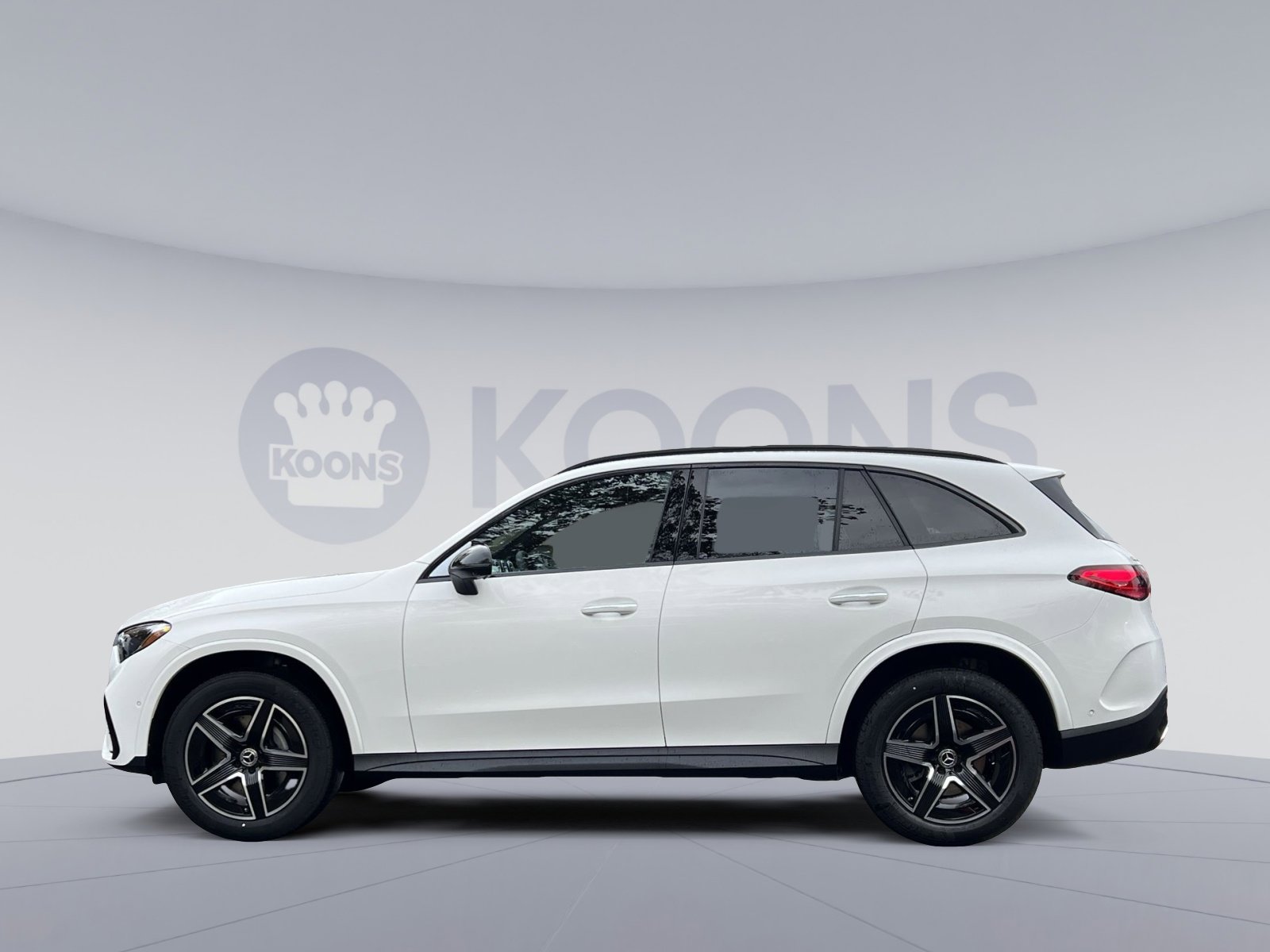 New 2026 Mercedes-Benz GLC 300 4MATIC image 2