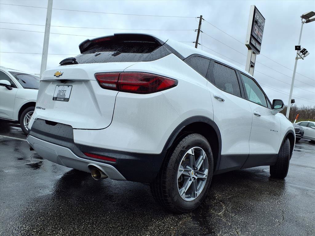 Used 2023 Chevrolet Blazer LT image 31