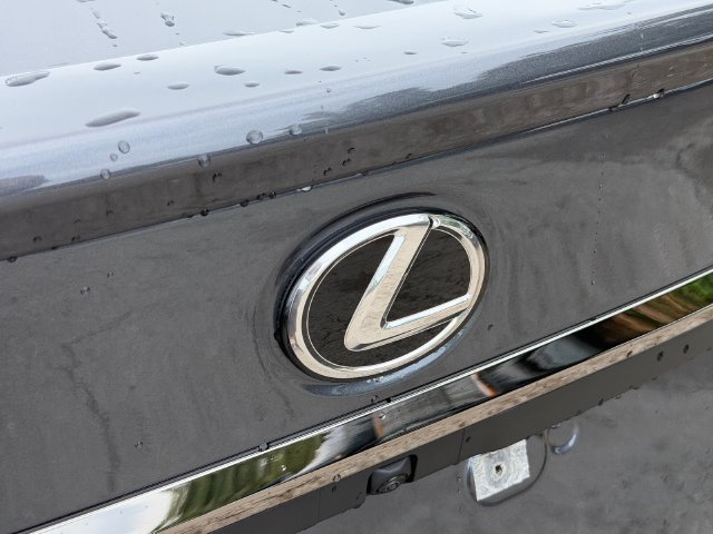 Used 2025 Lexus ES 350 F Sport w/ Accessory Package (Z1) FWD image 12