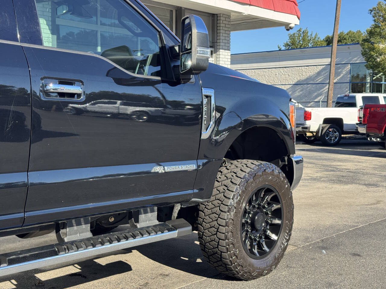 Used 2017 Ford F350 Lariat w/ Lariat Ultimate Package AWD/4WD image 11