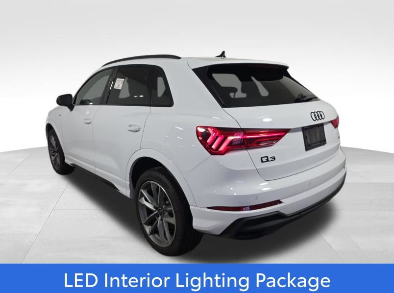 Used 2023 Audi Q3 2.0T Premium Plus w/ Premium Plus Package image 2