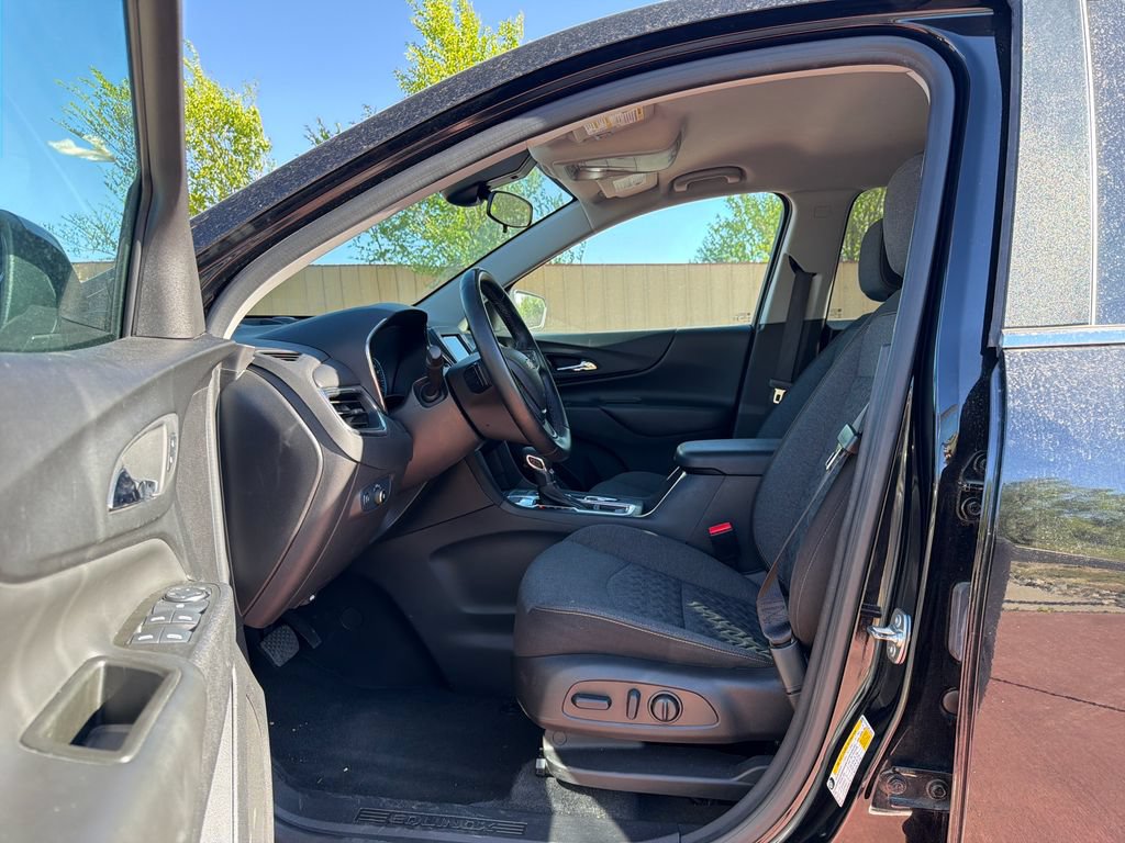 Used 2024 Chevrolet Equinox LT AWD/4WD image 11
