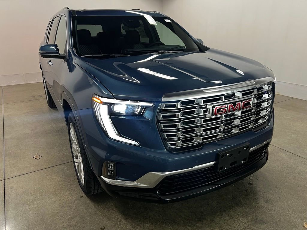 New 2026 GMC Acadia Denali w/ Super Cruise Package
